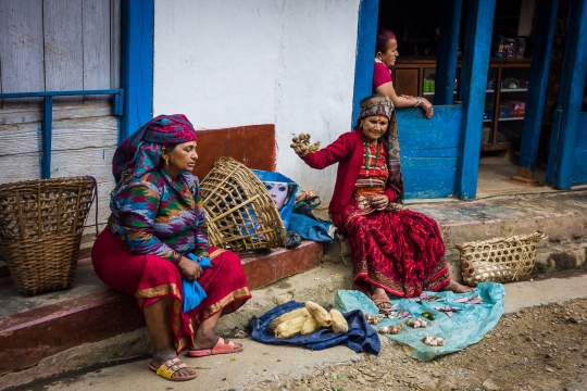 Haat-market in Terhatum/Menglyung