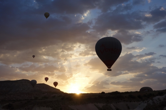Hot air balloons