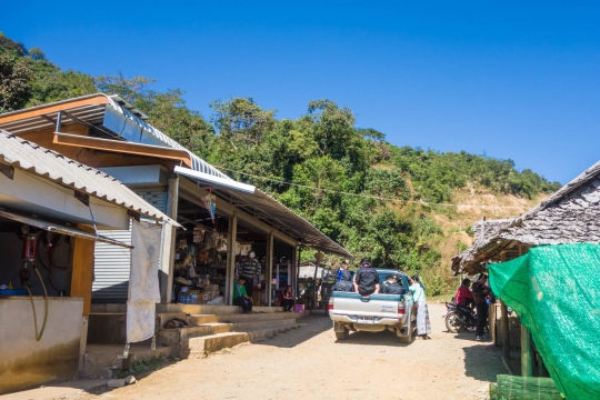 Roadside shop