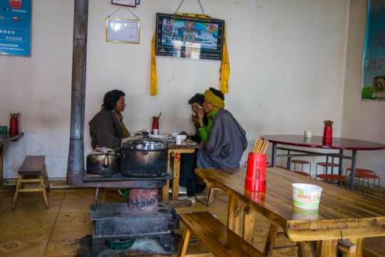 guys in restaurant
