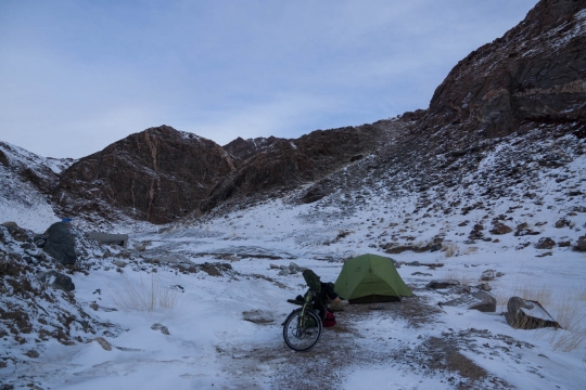 Camping at -18
