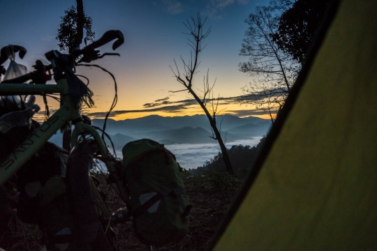 Sunrise over our campspot