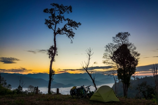 Sunrise over our campspot