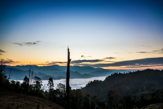 Sunrise over our campspot