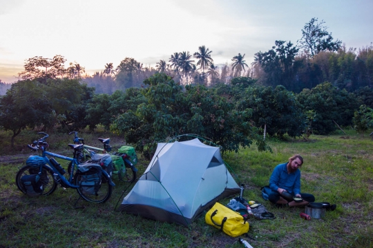 Wild camping out of Chomthong