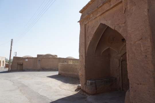 Small streets of Toudeshk Cho