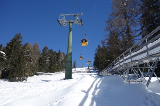 The Meran 2000 cable car