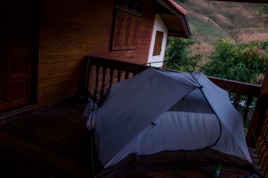 Staying with Hmong