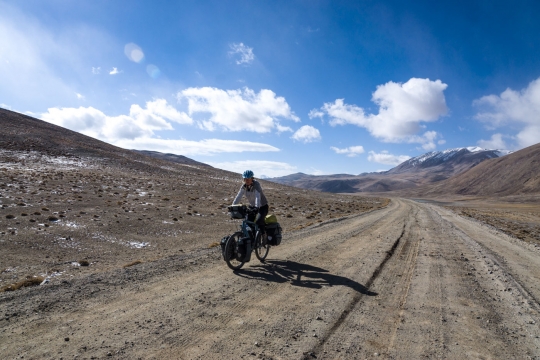 And a gravelly downhill..