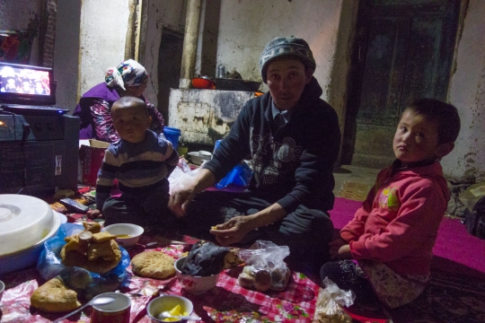 Oruzbek's family