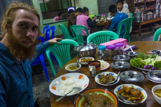 Lunch in Hpa-An
