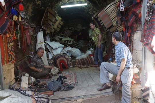 Mardin bazar - saddle making