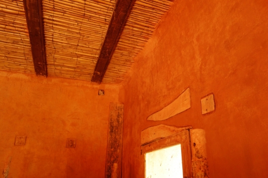 Some detailing in straw bale house