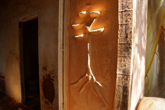 Detail in straw bale school