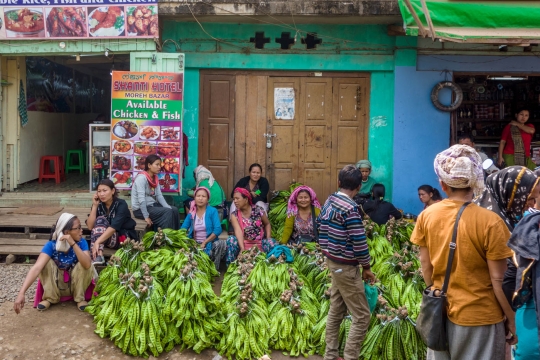 Market in Moreh