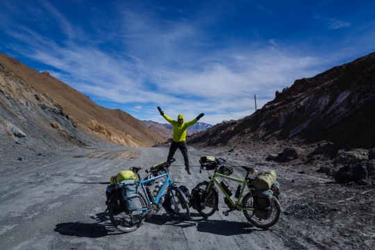 We made it up the Ak-baital pass!