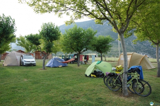 Camping in Organya after a 66 km downhill from Andorra.