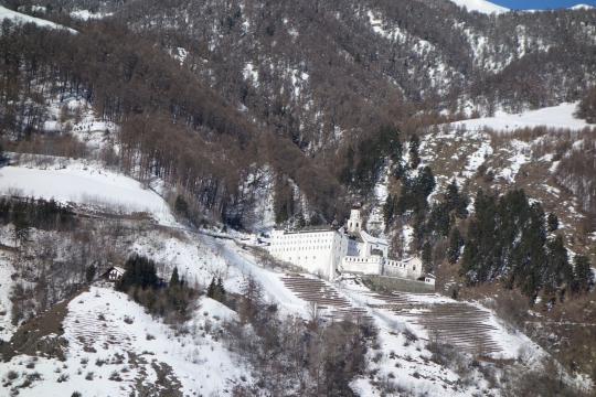 Great views descending Resschen Pass