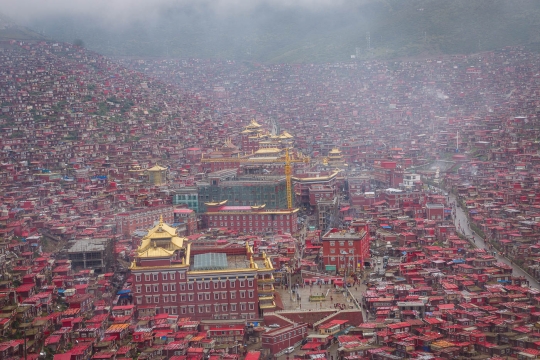 Larung Gar