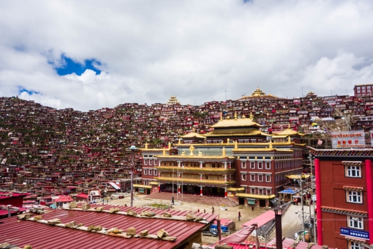 Larung Gar