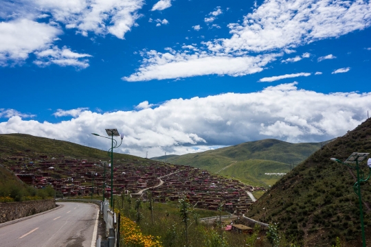 Larung Gar