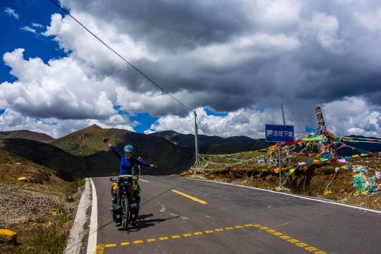 To the top at 4580 meters