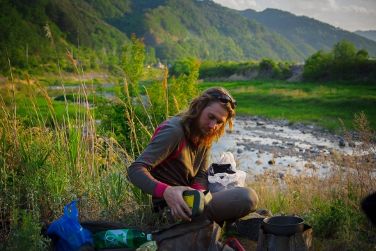 Beautiful campspot and making oatmeal pancakes