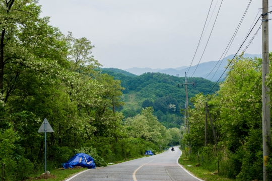 Very steep road going up