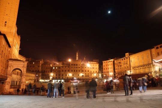 Siena by night