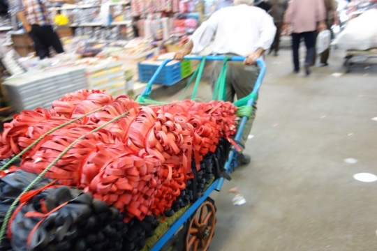 Carriage in bazaar