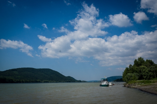 The ferry over the Danube