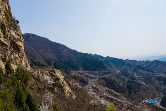 Small mountain pass to cross