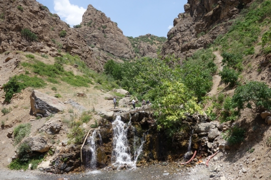 Waterfall, lots of water here