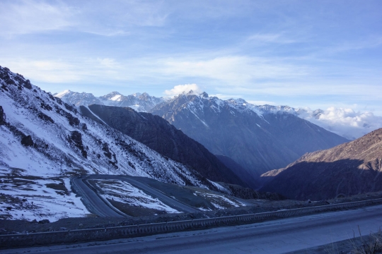 Hairpins down the pass