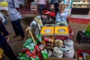 Selling tea