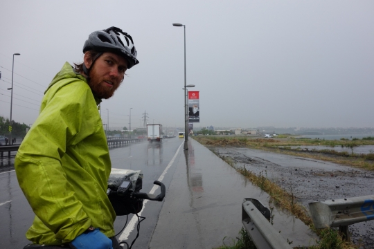 Rain and traffic, great cycling...