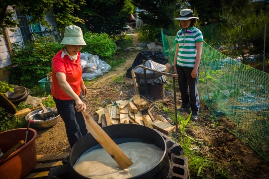 Making syrup
