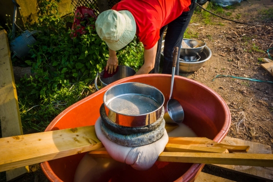 Making syrup