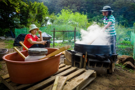 Making syrup