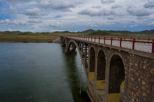 Bridge over Yellow River