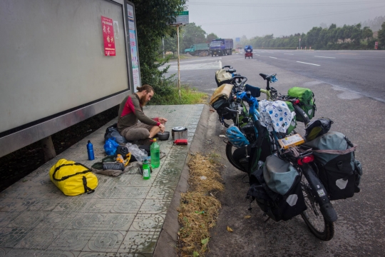 Breakfast at a bus stop