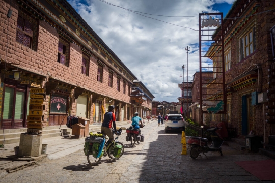 Old town Shangri-La