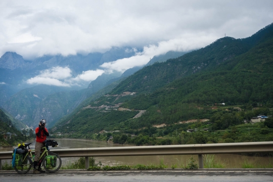 Martin at Tiger Leaping Gorge
